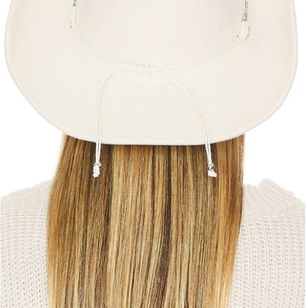 Revolve Cassidy Hat - Picture 3 of 6